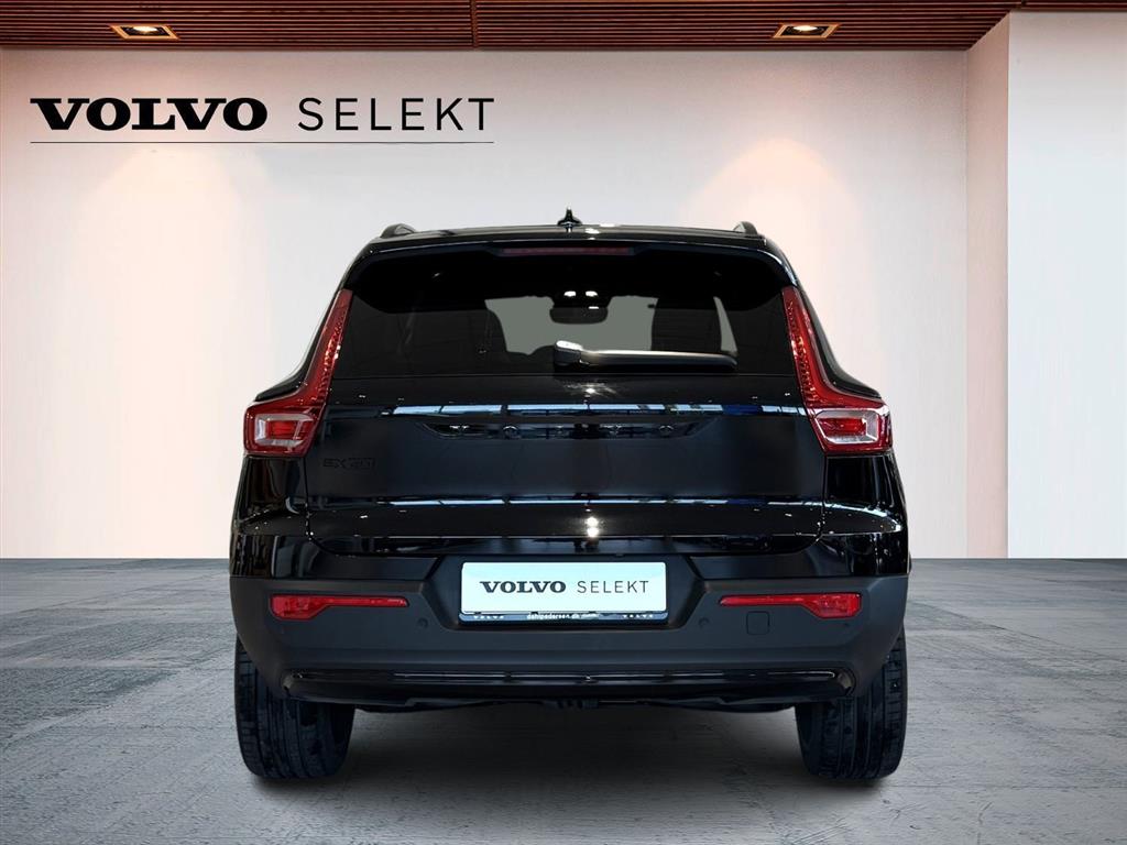 Volvo EX40 Black Edition billede 4