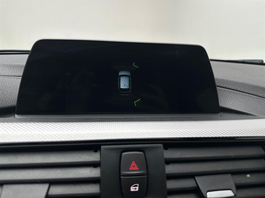 BMW 320d M-Sport billede 17