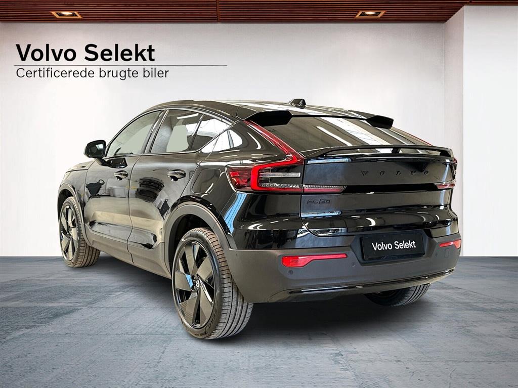 Volvo EC40 Black Edition billede 2