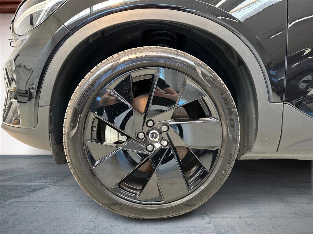 Volvo EC40 Black Edition billede 10