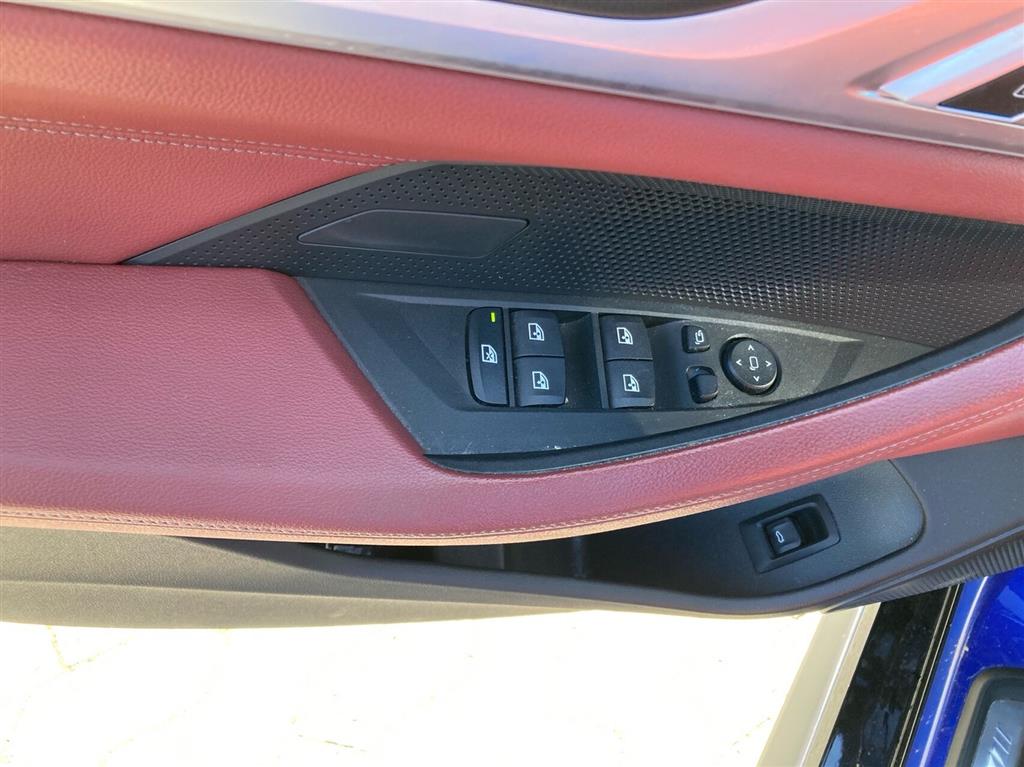 BMW i4 Fully Charged M-Sport billede 9