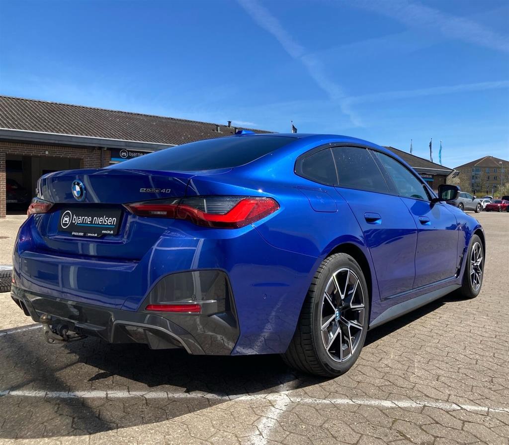 BMW i4 Fully Charged M-Sport billede 2