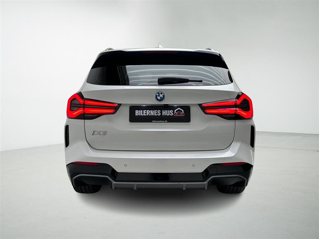 BMW iX3 M-Sport Charged billede 8