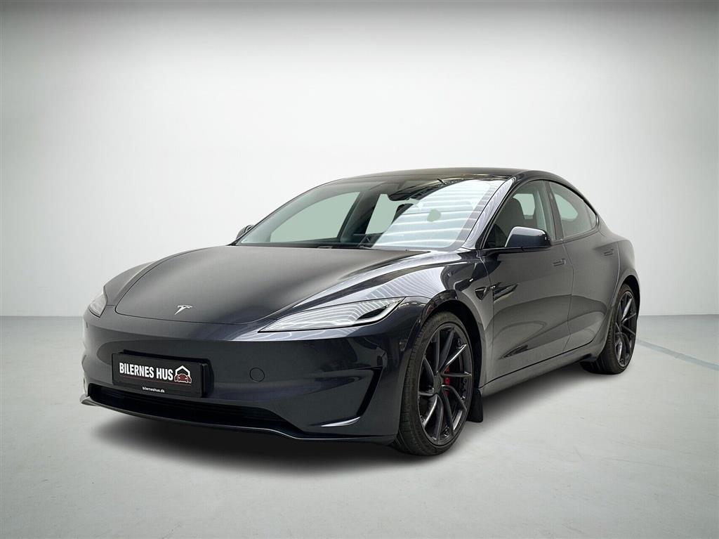 Tesla Model 3 Performance