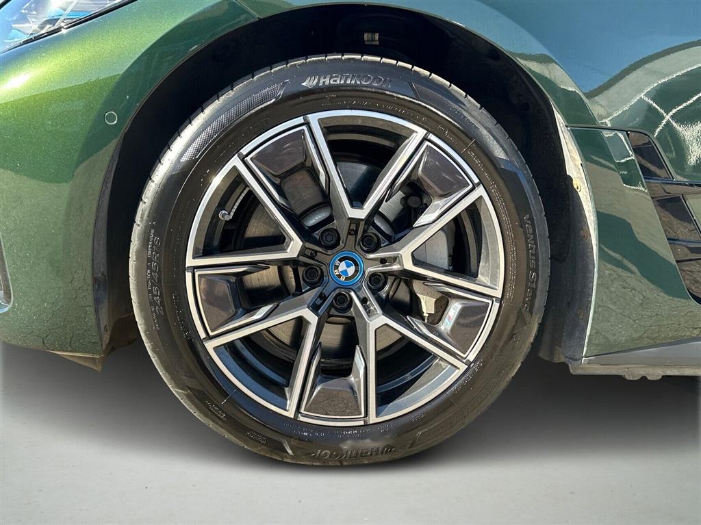 BMW i4 Fully Charged M-Sport billede 8