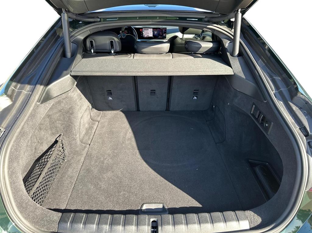 BMW i4 Fully Charged M-Sport billede 13