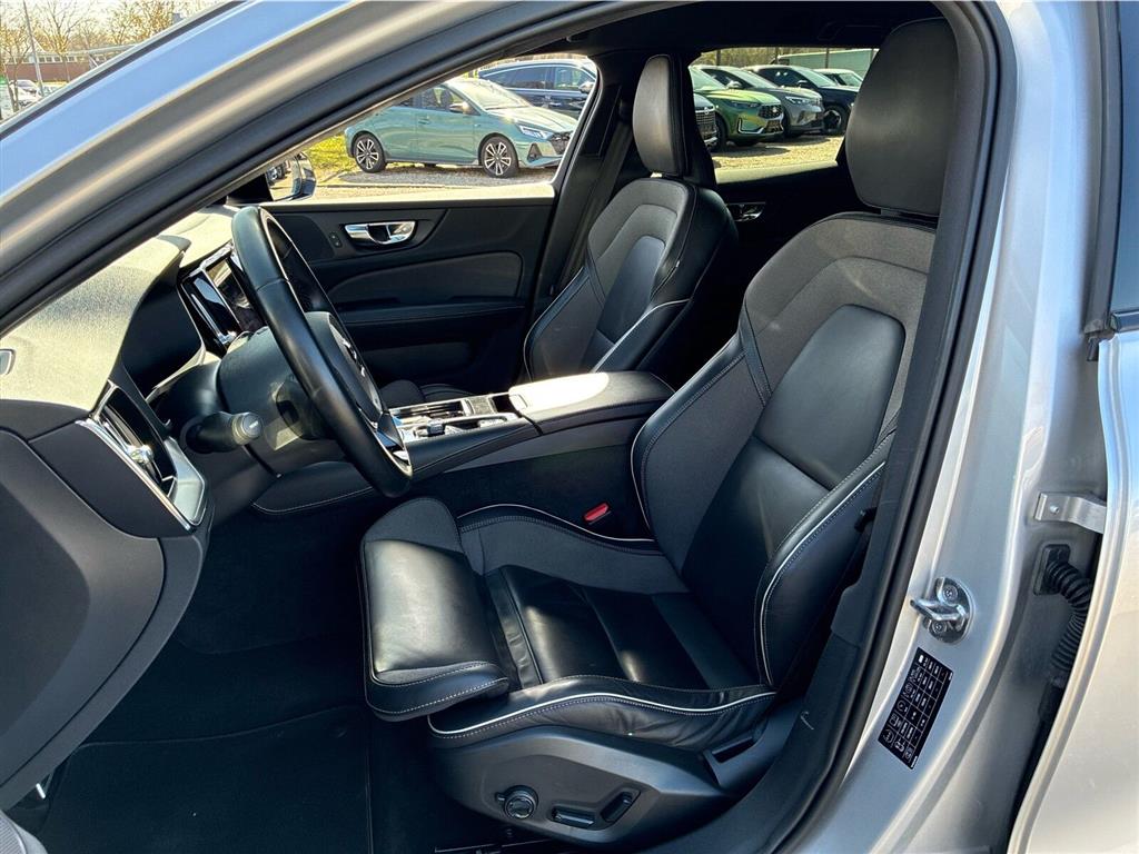 Volvo V60 R-design billede 13