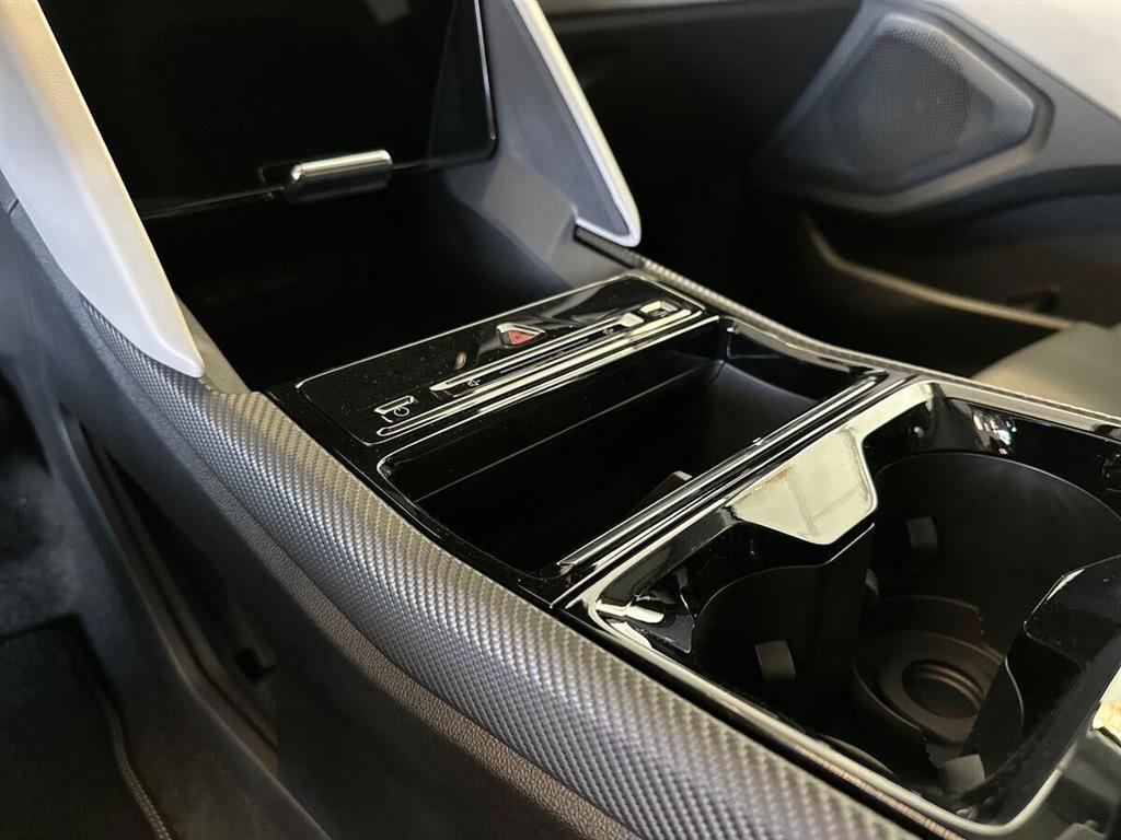 Ford Explorer UR Premium billede 10