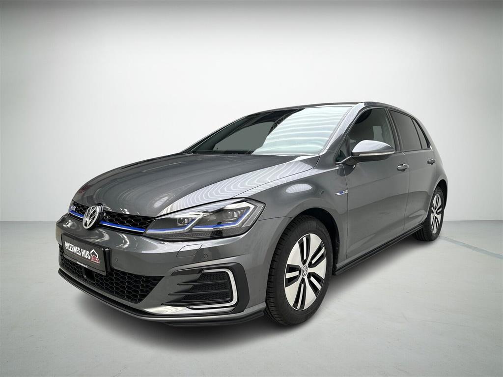 VW Golf GTE