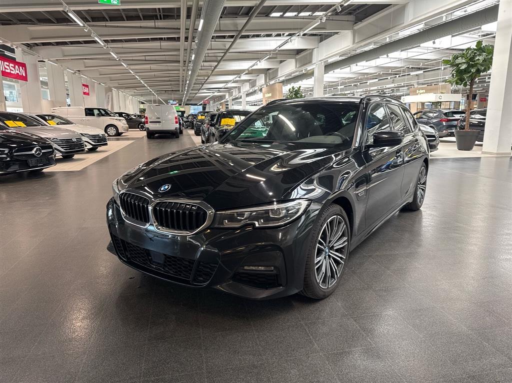 BMW 330e M-Sport
