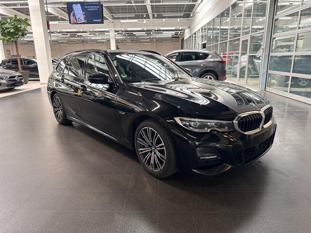 BMW 330e M-Sport billede 3