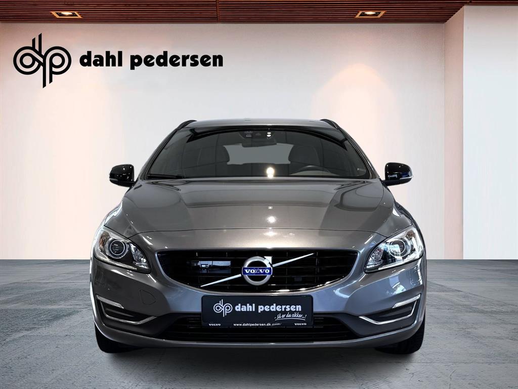 Volvo V60 Momentum billede 3