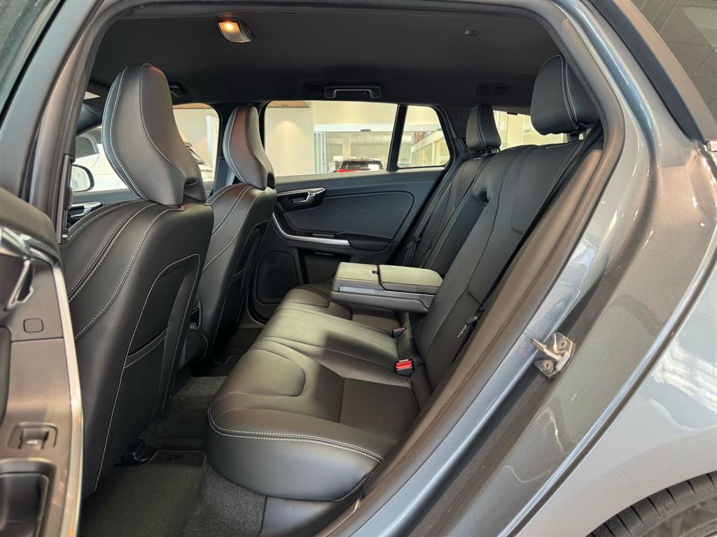 Volvo V60 Momentum billede 8