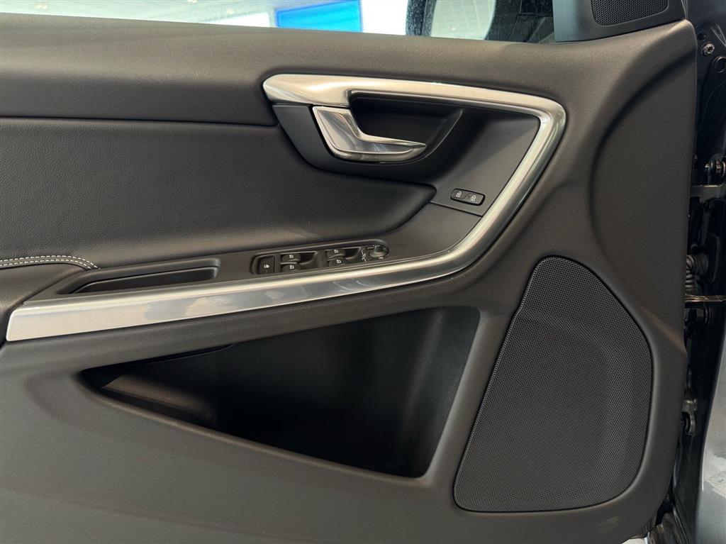 Volvo V60 Momentum billede 13