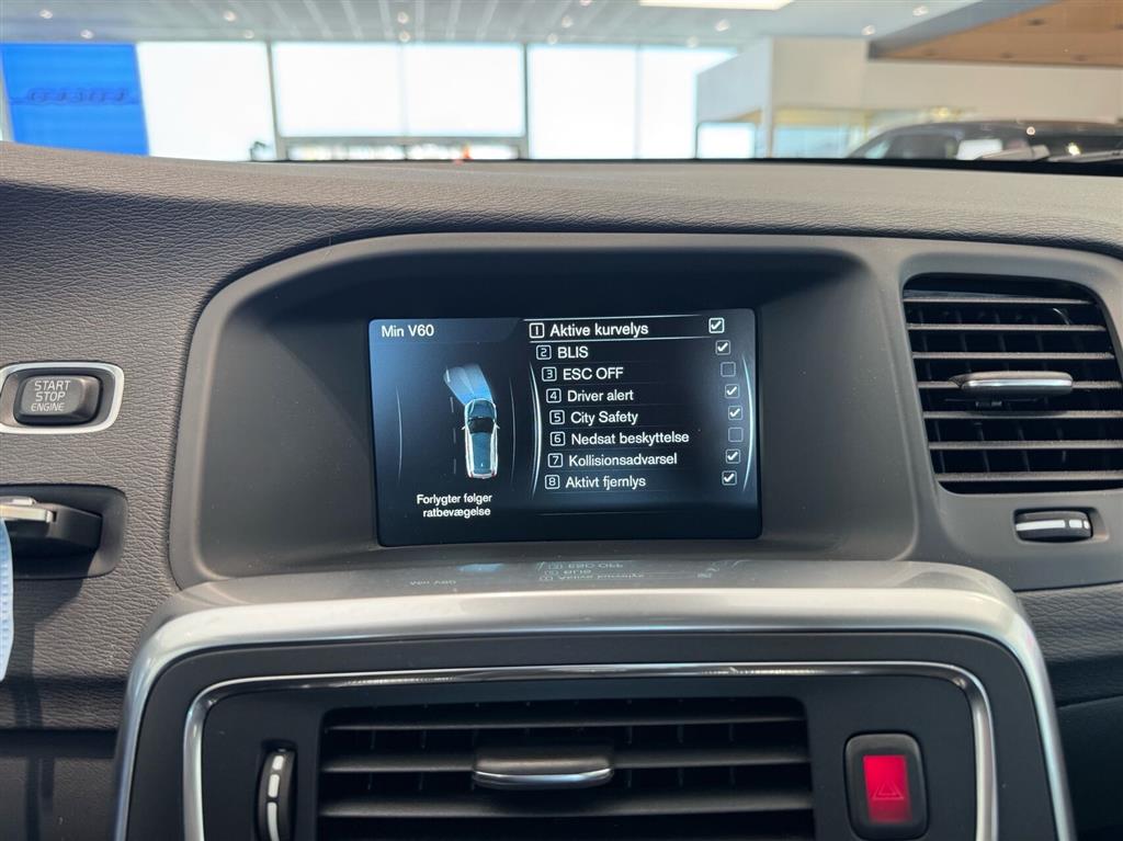 Volvo V60 Momentum billede 21