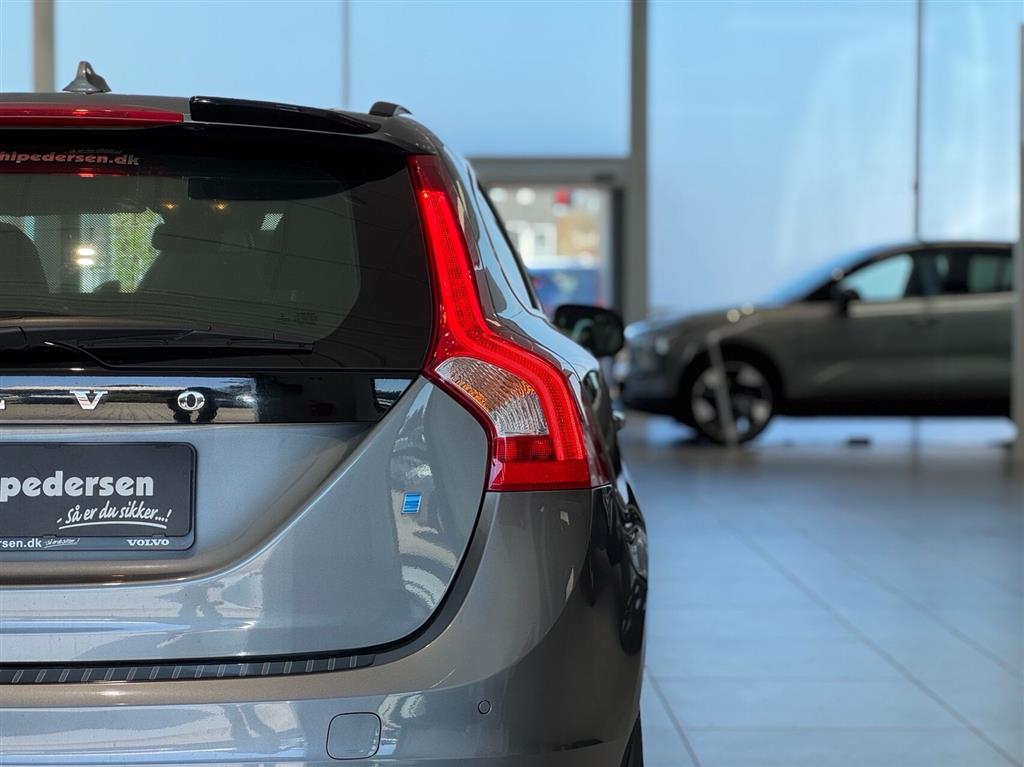 Volvo V60 Momentum billede 24