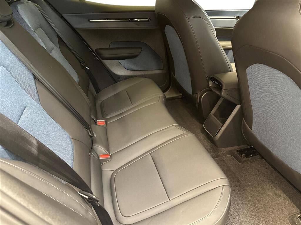 Volvo EX30 Plus billede 13