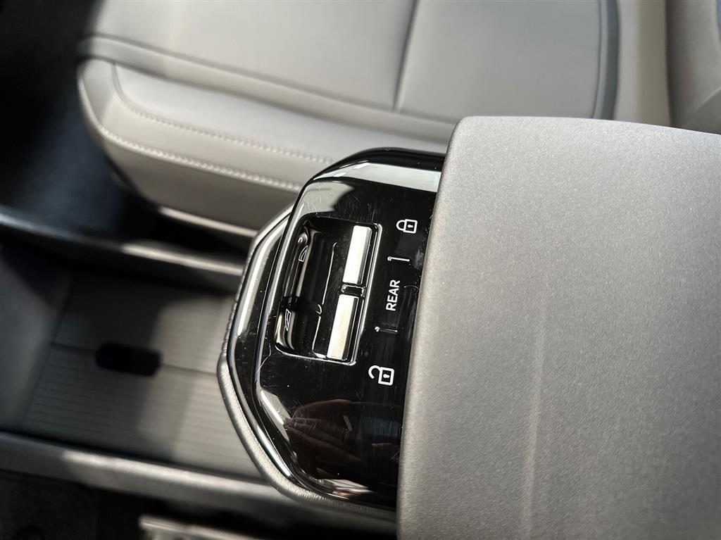 Volvo EX30 Plus billede 16