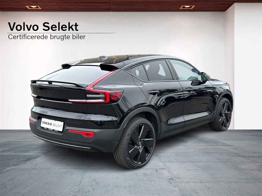 Volvo EC40 Black Edition billede 2