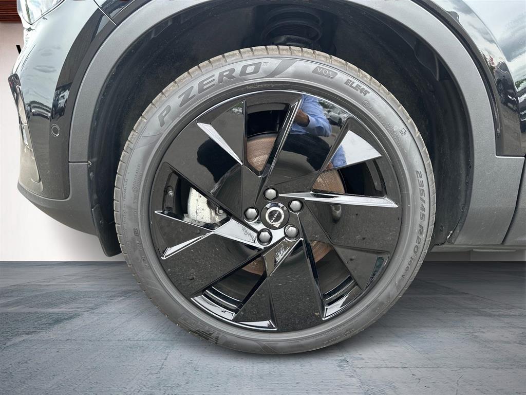 Volvo EC40 Black Edition billede 9