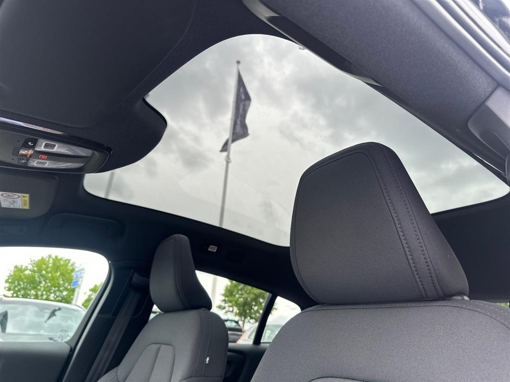 Volvo EC40 Black Edition billede 21