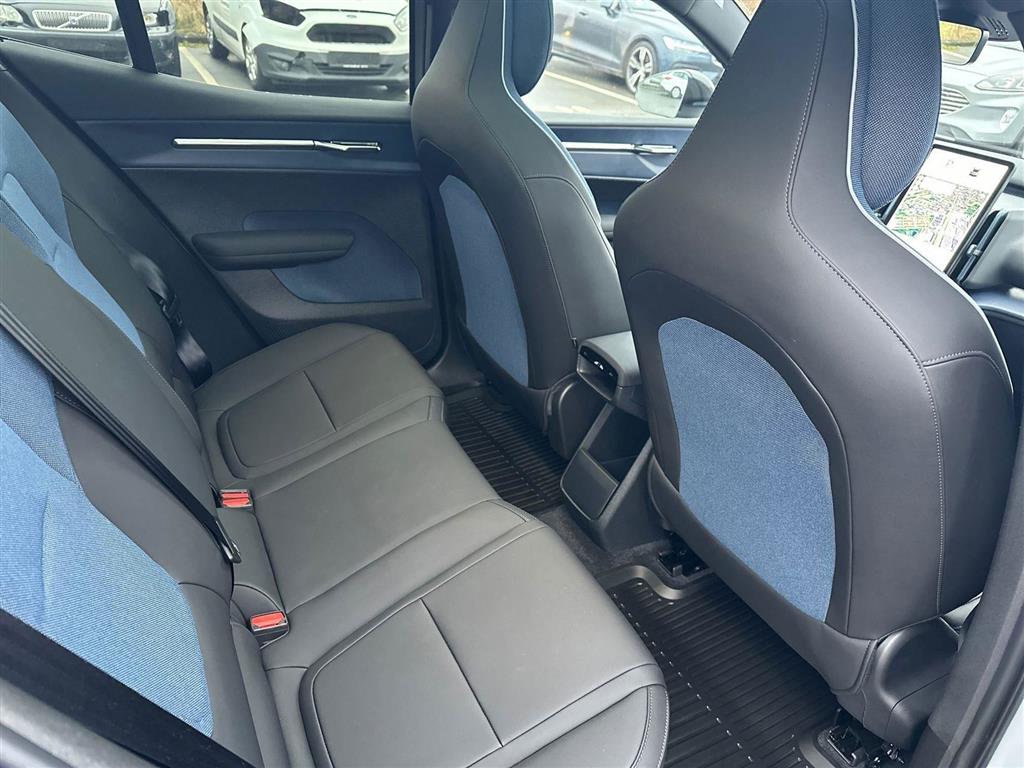 Volvo EX30 Ultra billede 13