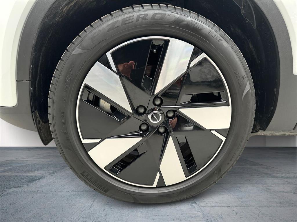 Volvo EX40 Plus billede 8