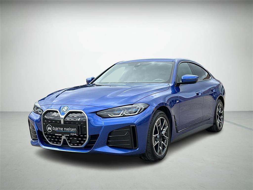 BMW i4 Fully Charged M-Sport