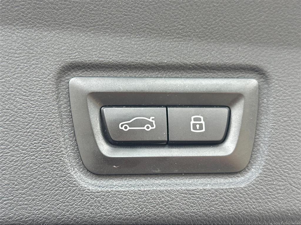 BMW i4 Fully Charged M-Sport billede 20