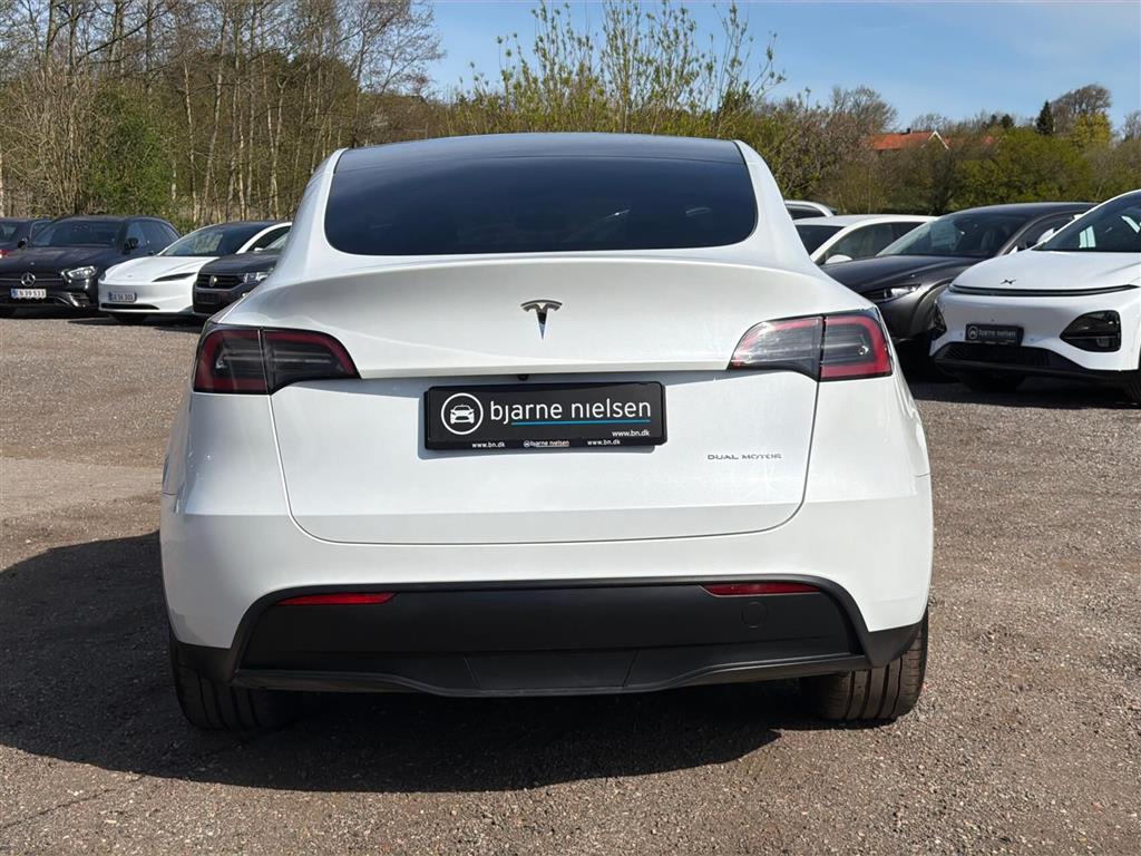Tesla Model Y Long Range billede 7