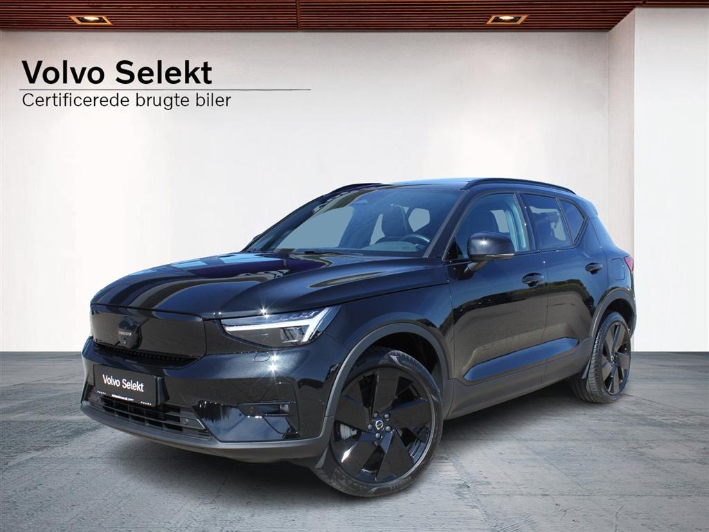 Volvo EX40 Black Edition