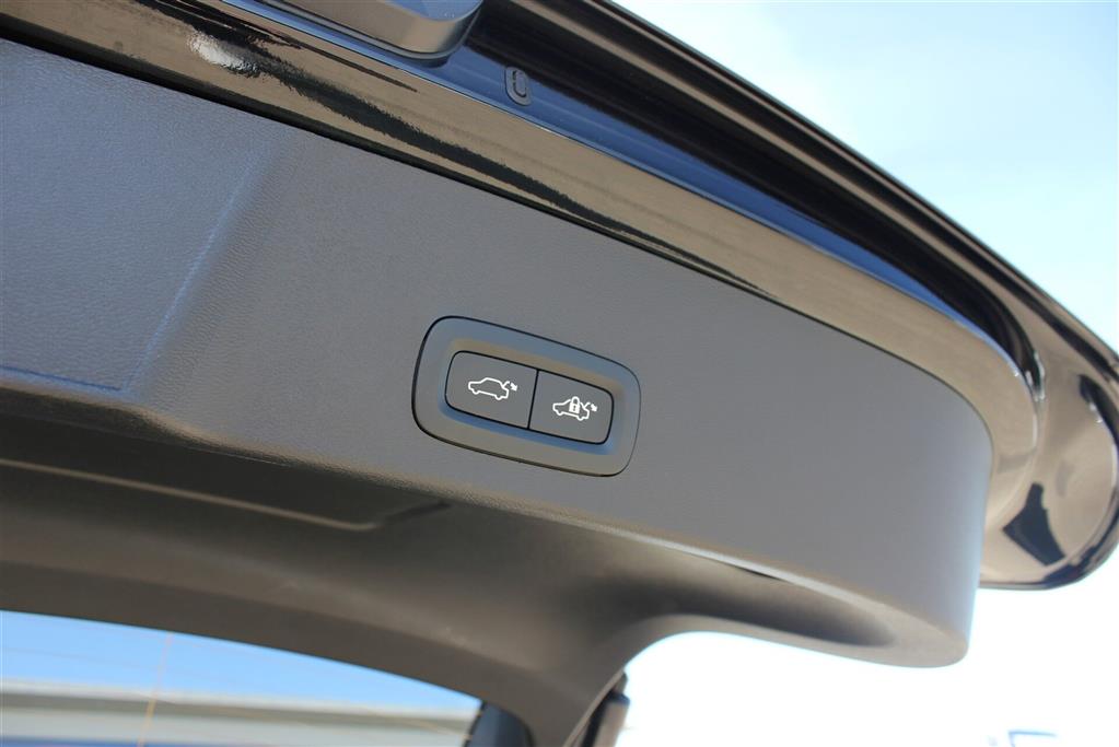 Volvo EX40 Black Edition billede 21