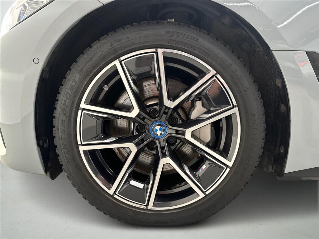 BMW i4 Charged Plus M-Sport billede 9