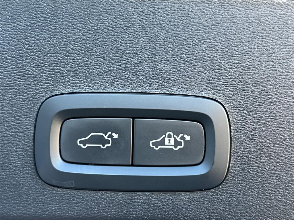 Volvo XC40 Plus billede 18