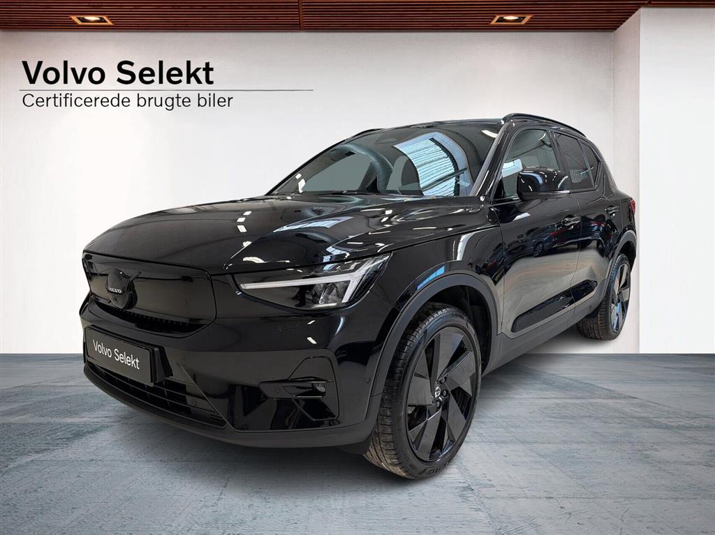 Volvo EX40 Black Edition