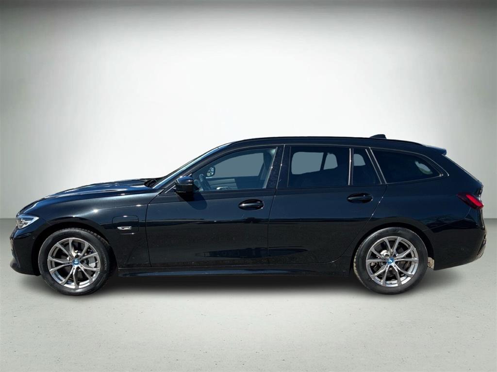 BMW 330e Sport Line billede 3