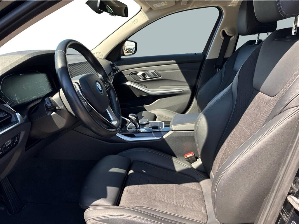 BMW 330e Sport Line billede 10