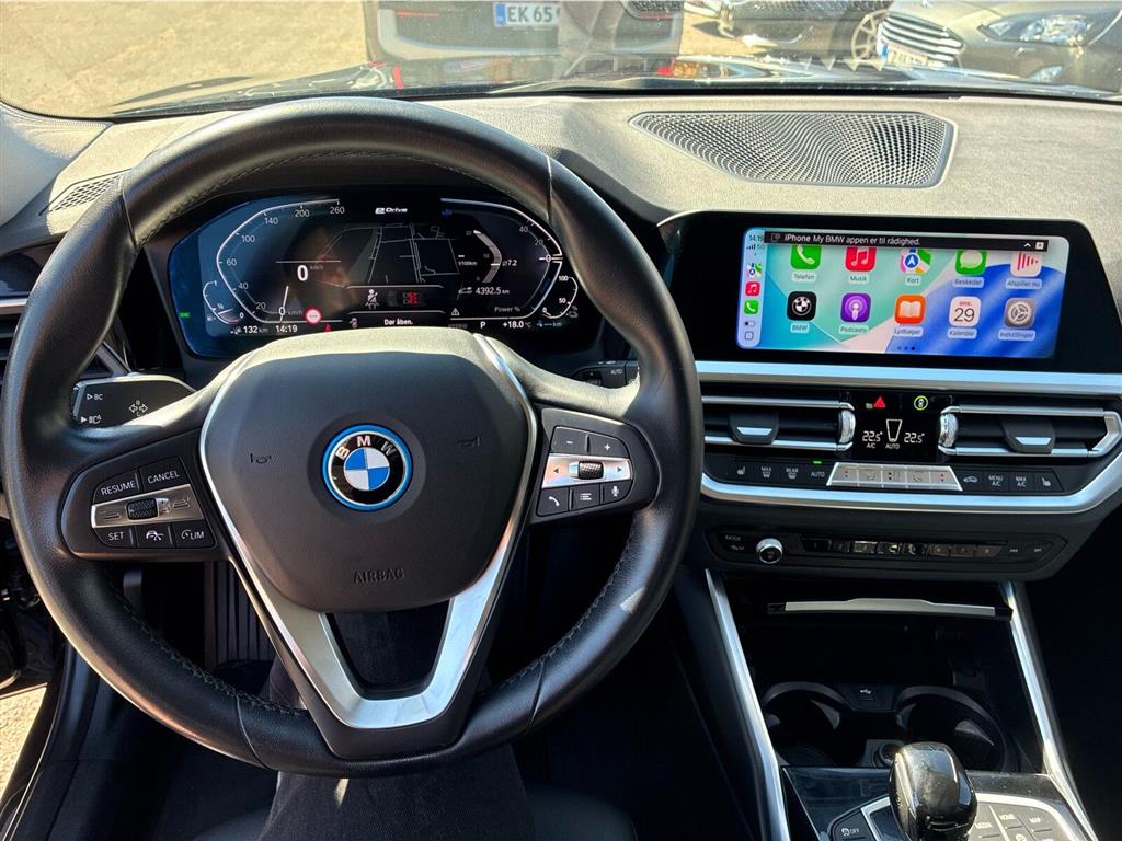 BMW 330e Sport Line billede 12