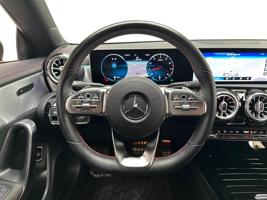 Mercedes-Benz CLA200 AMG Line billede 10