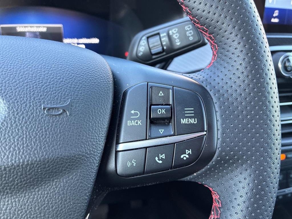 Ford Kuga ST-Line X billede 18