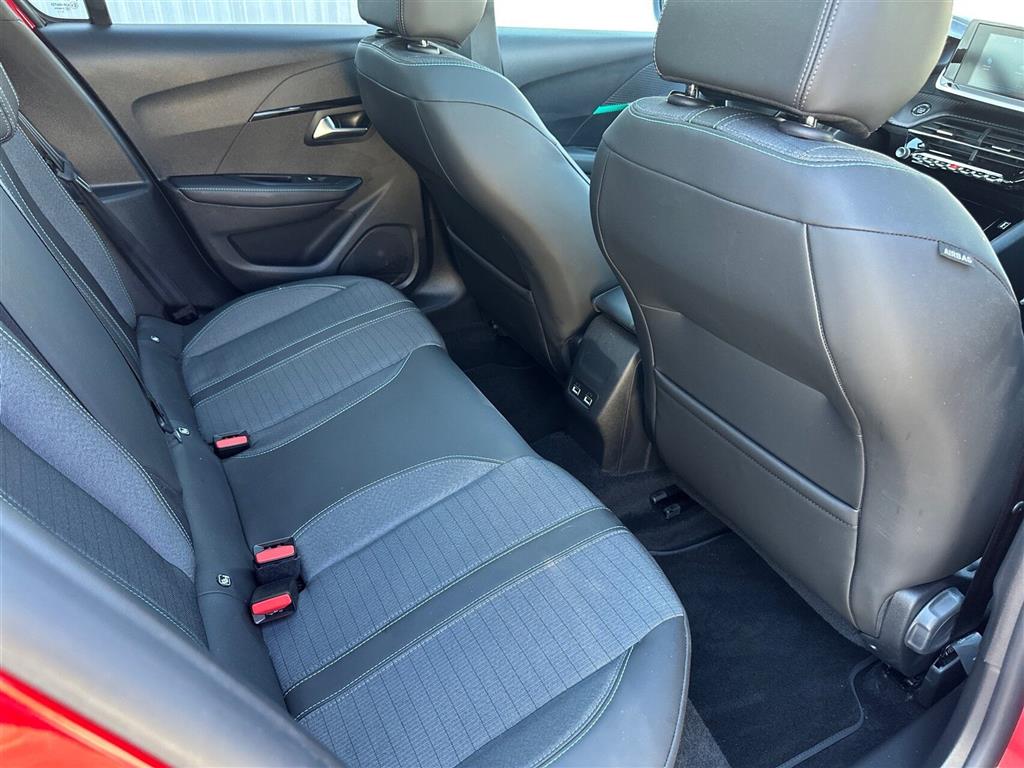 Peugeot 208 Allure Sky billede 13