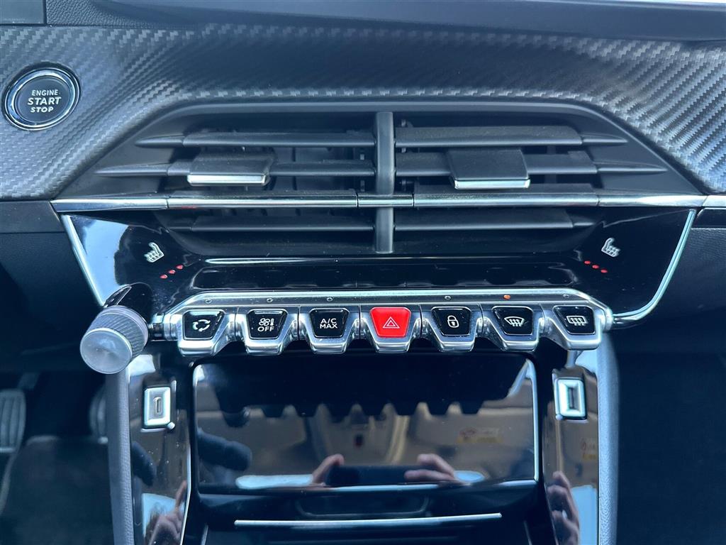 Peugeot 208 Allure Sky billede 18