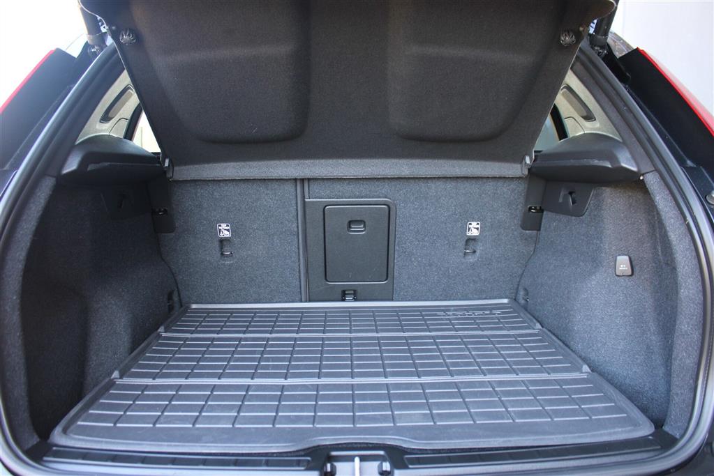 Volvo XC40 Plus billede 12