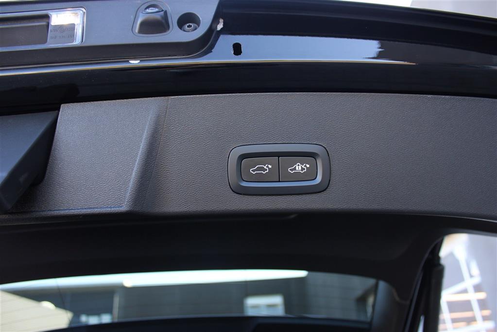 Volvo XC40 Plus billede 13