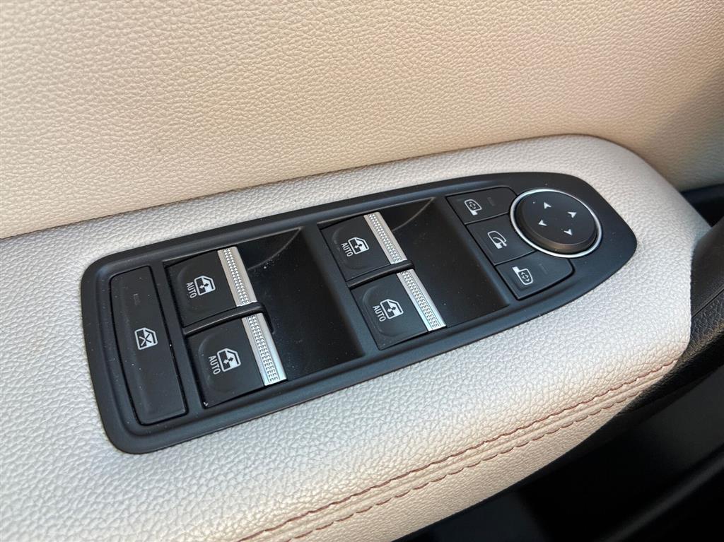 Renault Captur Initiale Paris billede 16