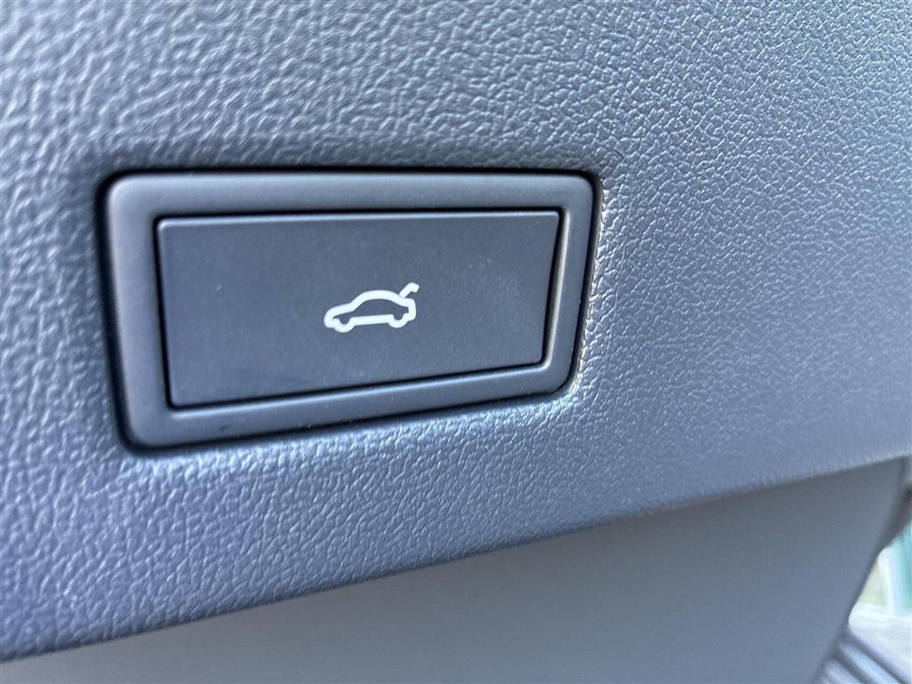 Ford Explorer UR Premium billede 17