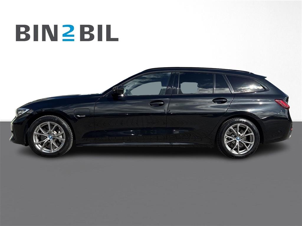 BMW 330e Sport Line billede 2