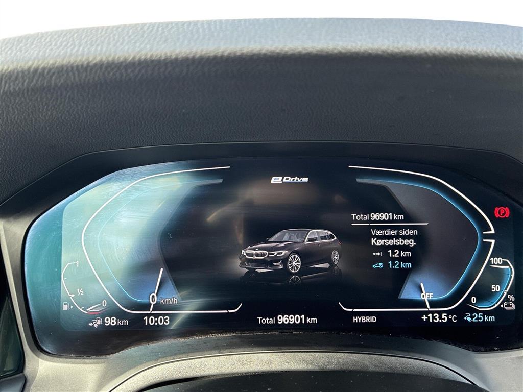 BMW 330e Sport Line billede 18