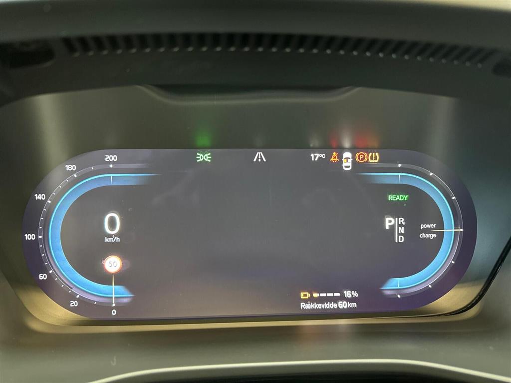 Volvo XC40 Plus billede 12