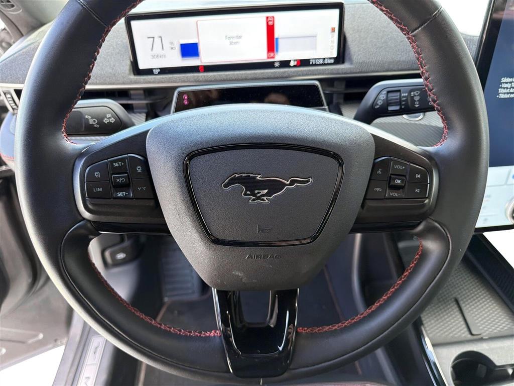 Ford Mustang Mach-E UR Premium billede 11